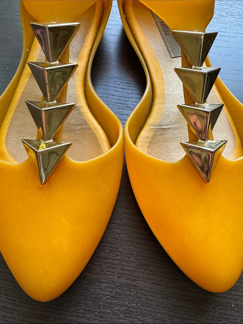 Melissa Yellow Pointed T-Strap Flats with Gold Pyramid Studs (Sz 38) - Picture 5 of 7